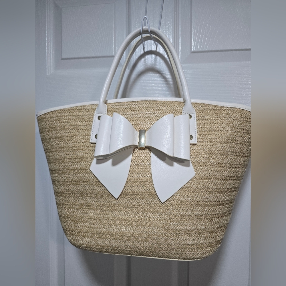 Like Dream Resort Tote